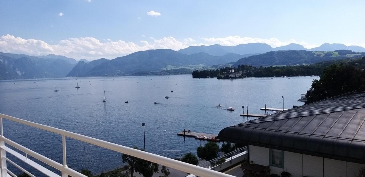 Fantastic And Mountain View, First Row Lakeside